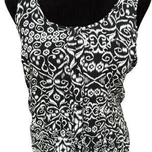 Kirra women’s size XS tank top blouse button-down knotted waist